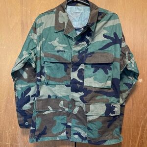 US MILITARY BDU TOP BATTLE DRESS UNIFORM COAT SMALL/SHORT WOODLAND CAMO SHIRT